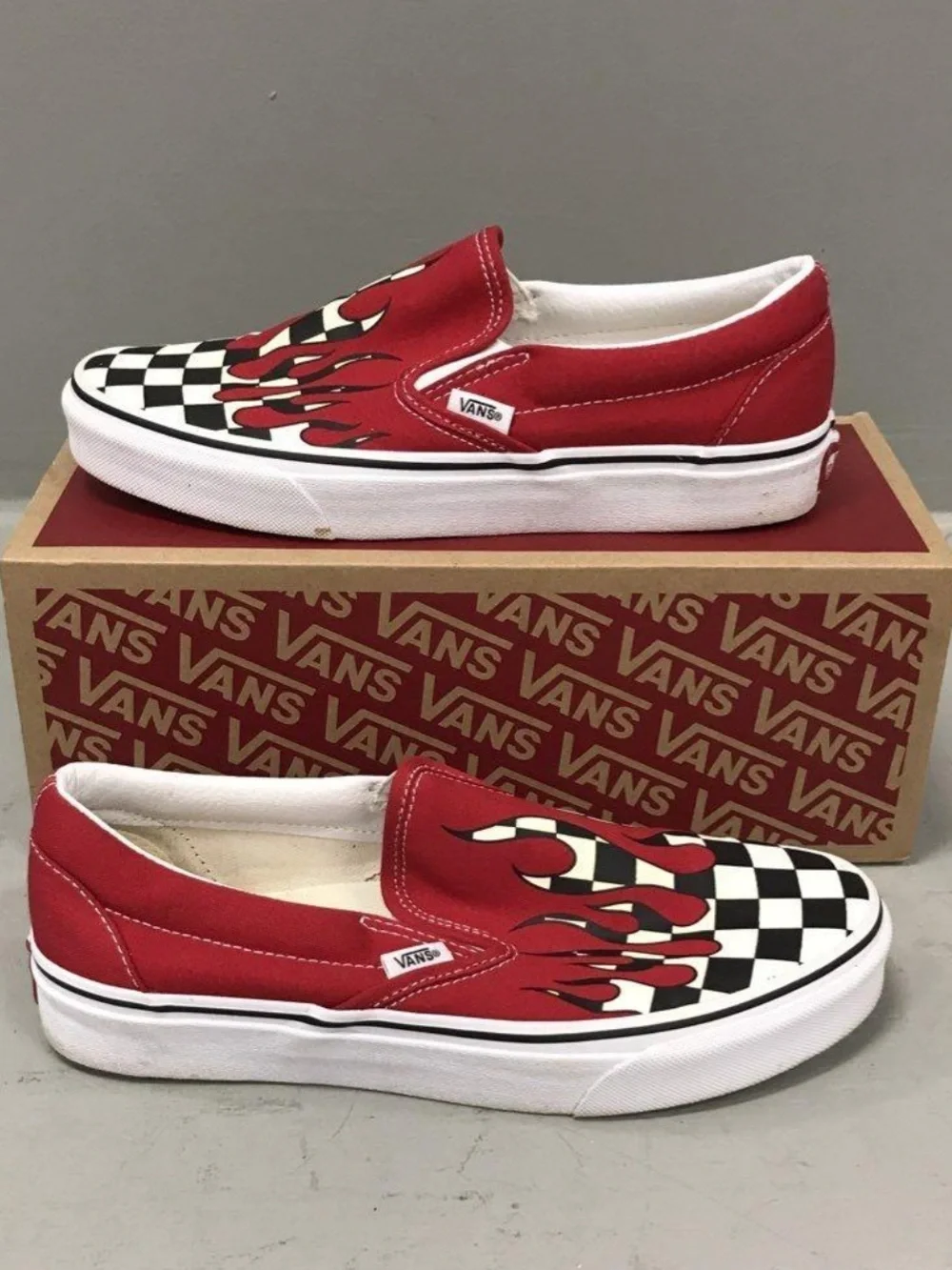 NWTIB Deadstock Vans Slip-On Checkered w/Illusion Flame/Drip Graphic US 7M, 8.5W